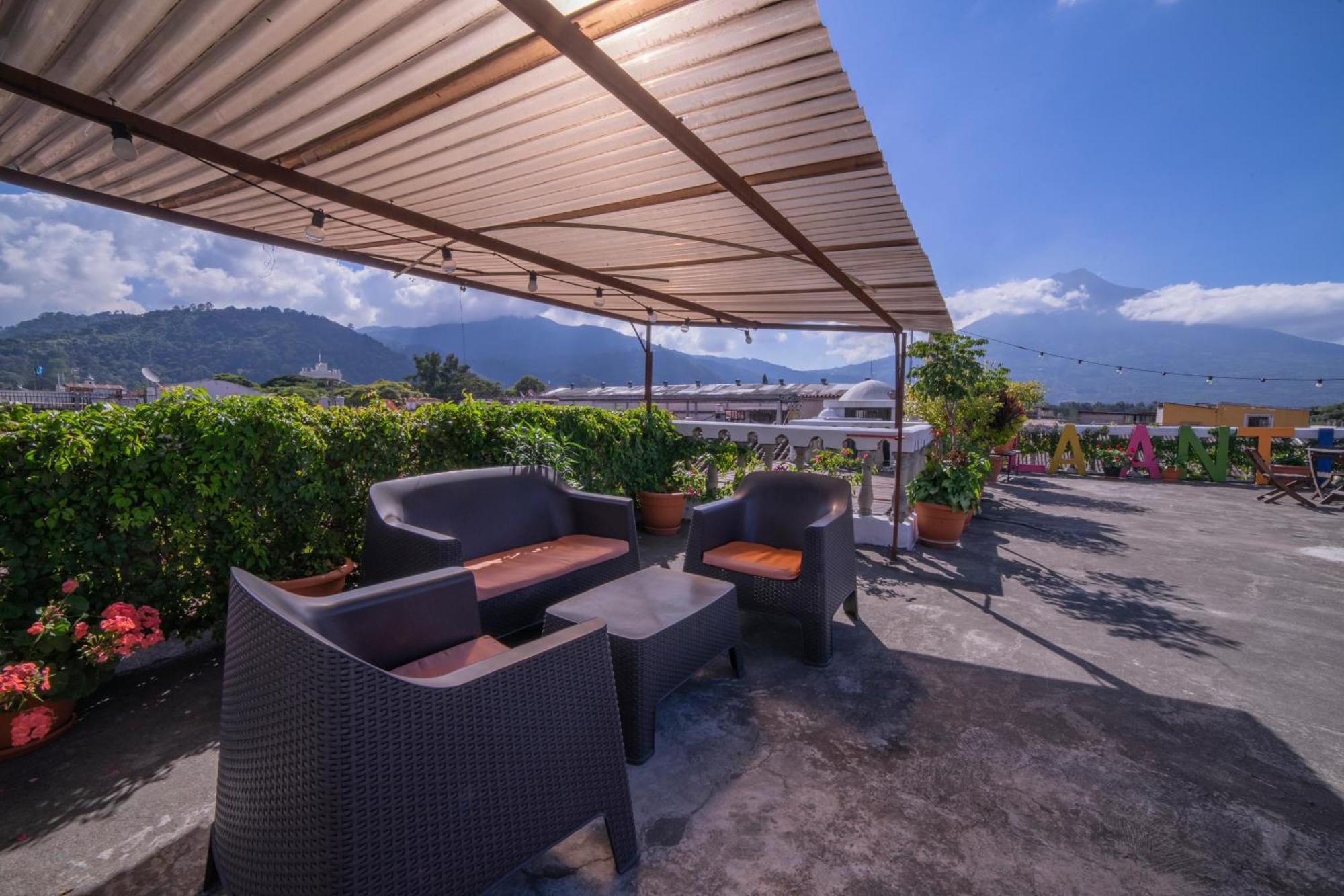 Hotel Gran Plaza Euromaya Antigua Екстериор снимка