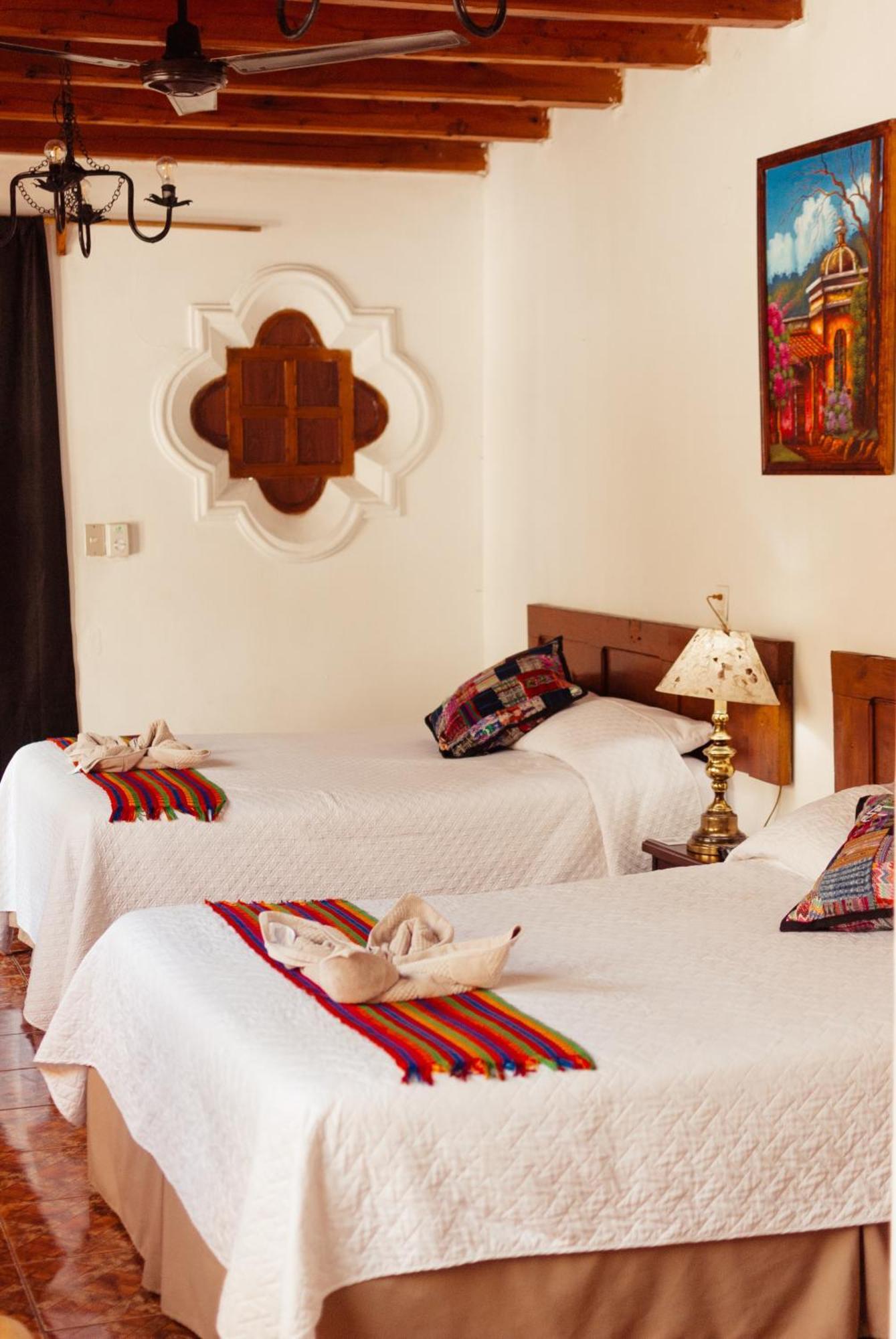 Hotel Gran Plaza Euromaya Antigua Екстериор снимка