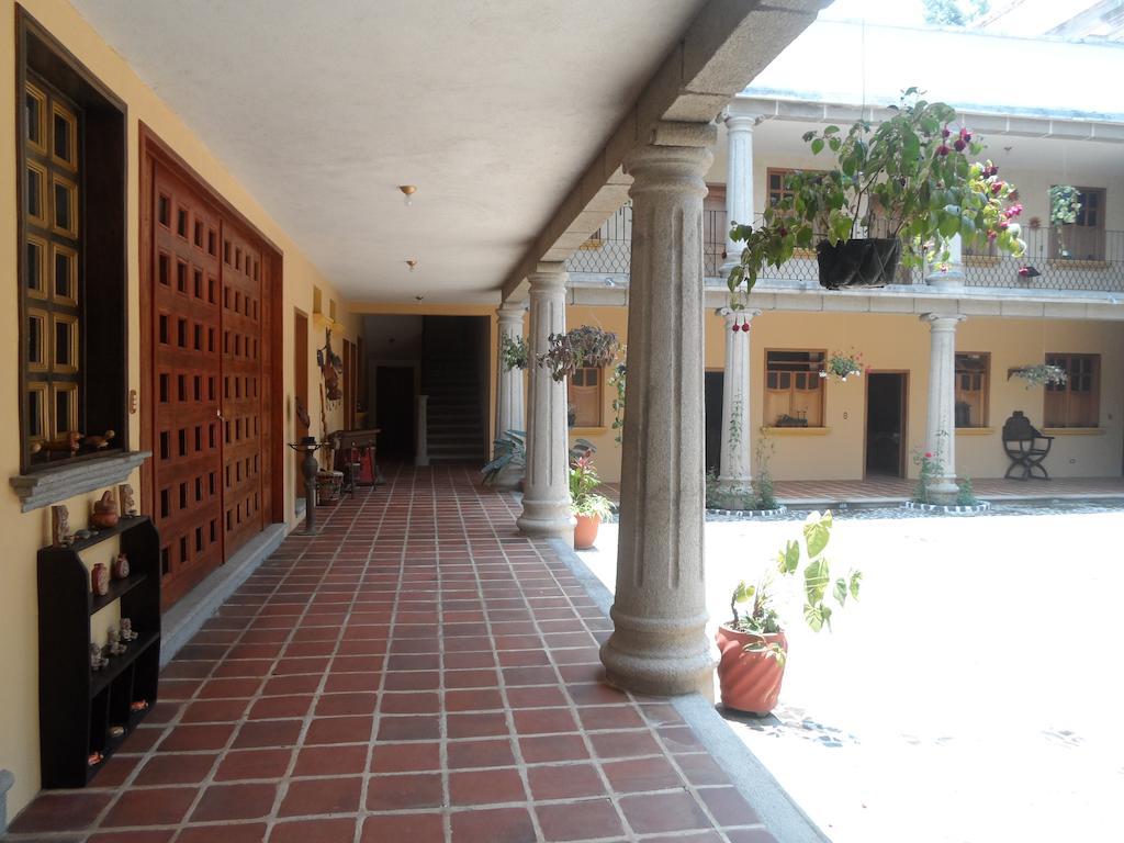 Hotel Gran Plaza Euromaya Antigua Екстериор снимка