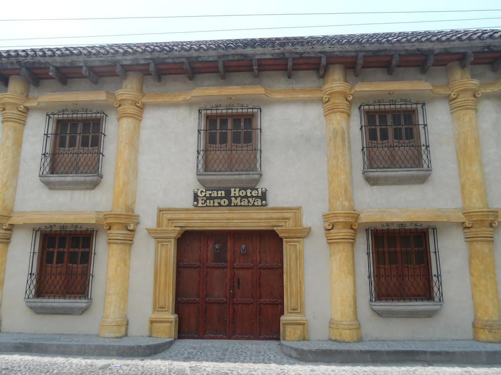Hotel Gran Plaza Euromaya Antigua Екстериор снимка