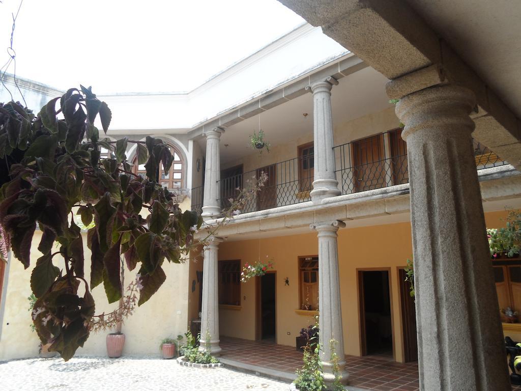 Hotel Gran Plaza Euromaya Antigua Екстериор снимка